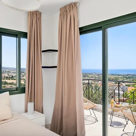 Horizon By Nomads - 5min To Coral Bay * Paphos