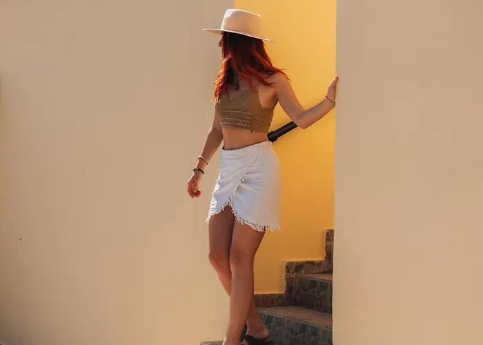 Horizon By Nomads - 5min To Coral Bay Villa Paphos